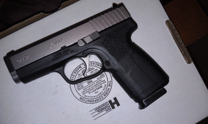 Kahr CW9.jpg