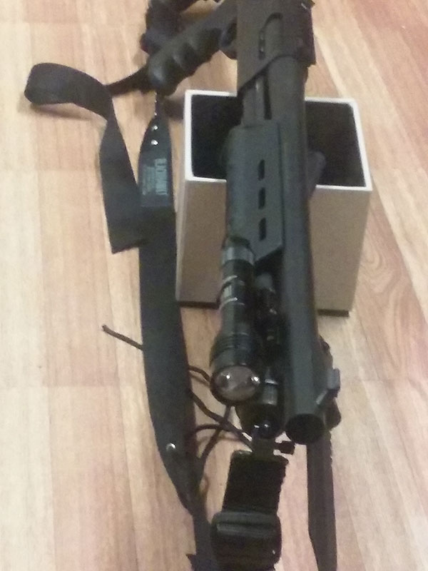 remington870_magpul_blackhawk.jpg