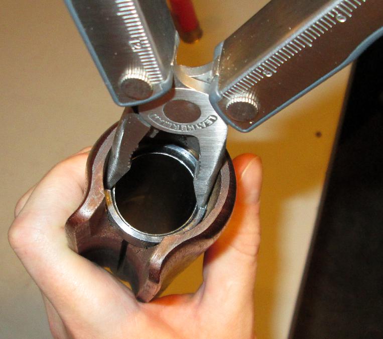 FE_leatherman_s.JPG